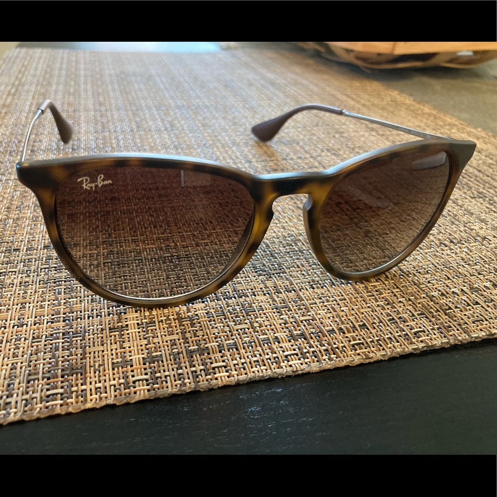 Ray ban sunglasses - Picture 2 of 3